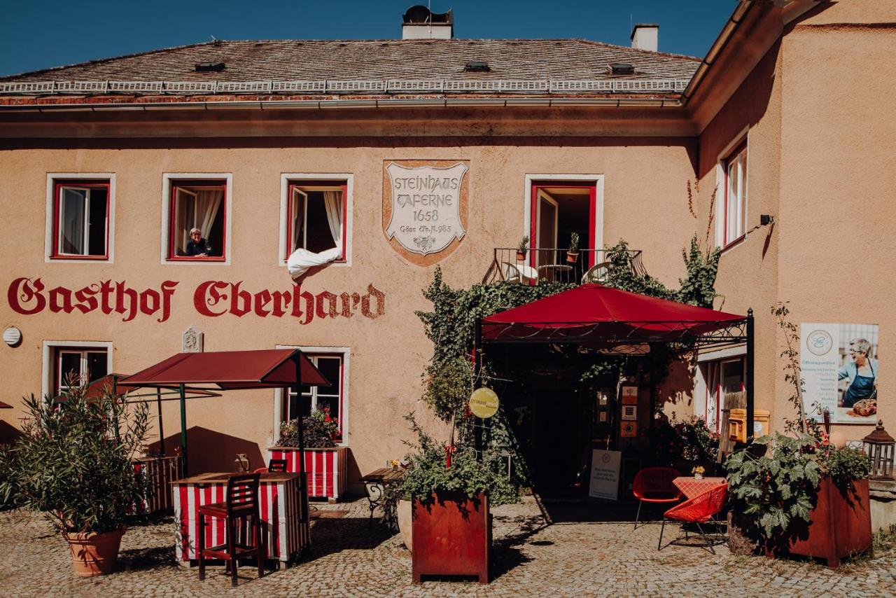 Gasthof Eberhard - Hof, Wirtshaus & Herberge Санкт-Михель-ин-Оберстайермарк Экстерьер фото